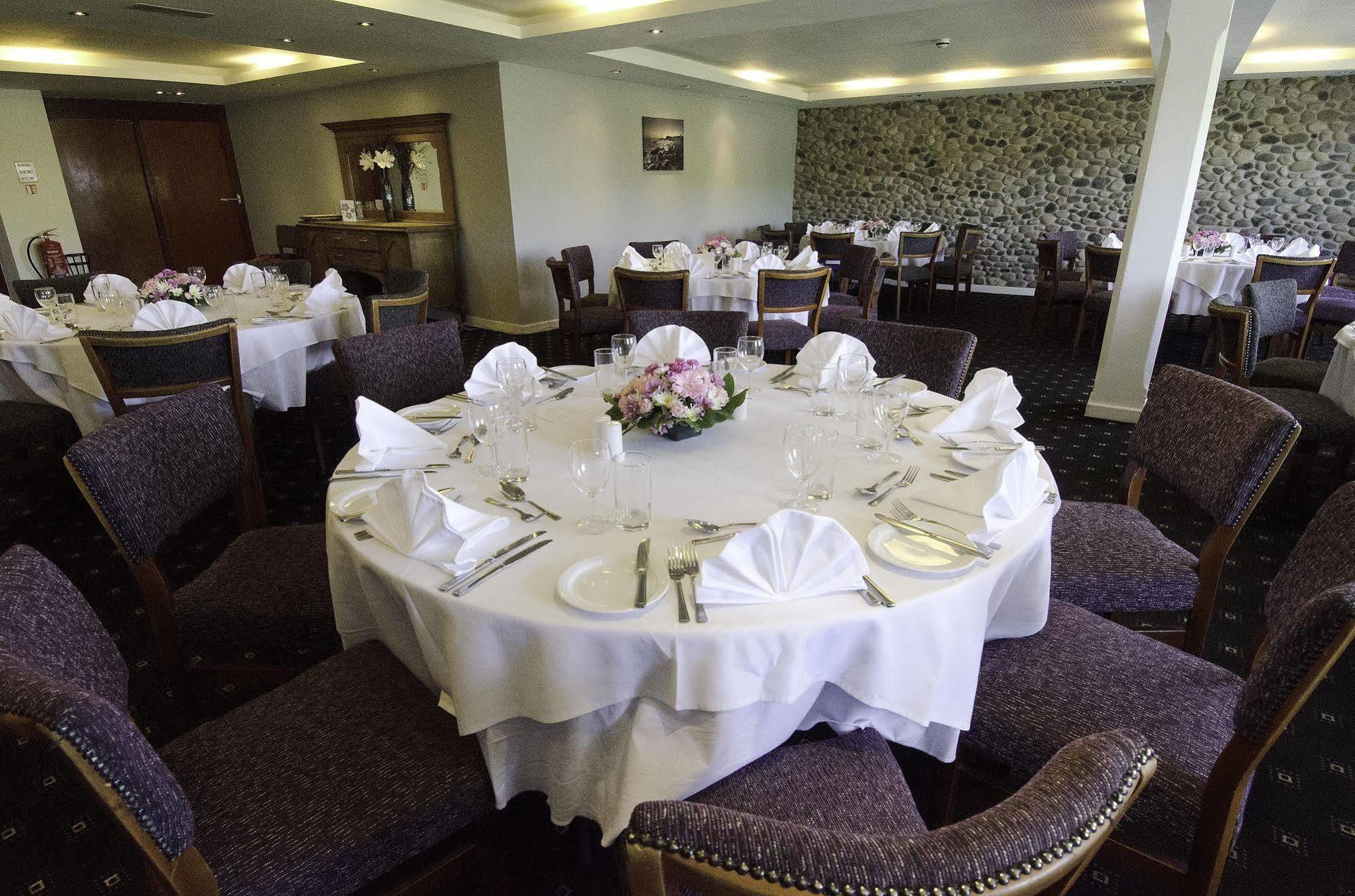 Seacote Hotel Сейнт Бийс Екстериор снимка