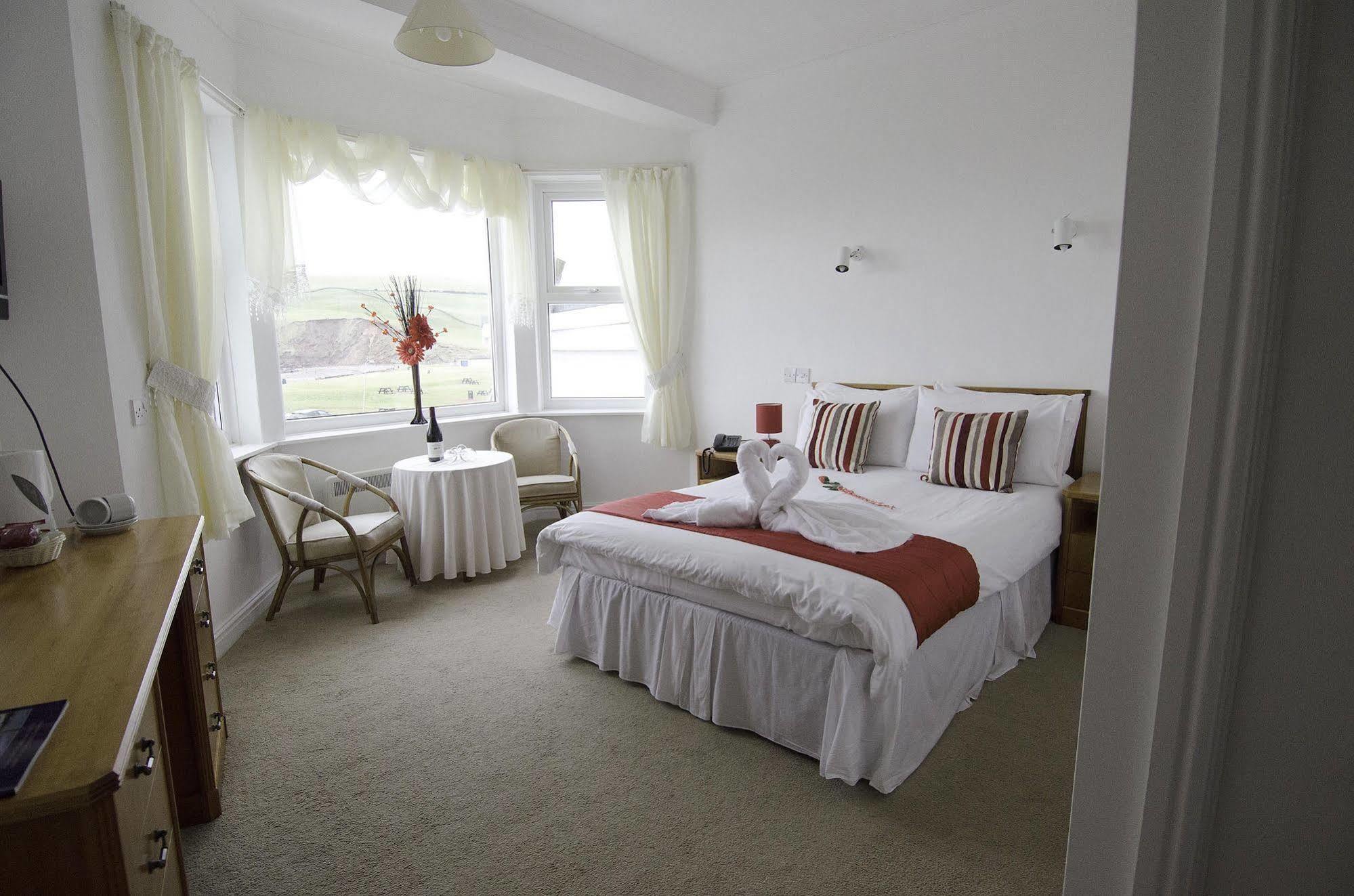 Seacote Hotel Сейнт Бийс Екстериор снимка