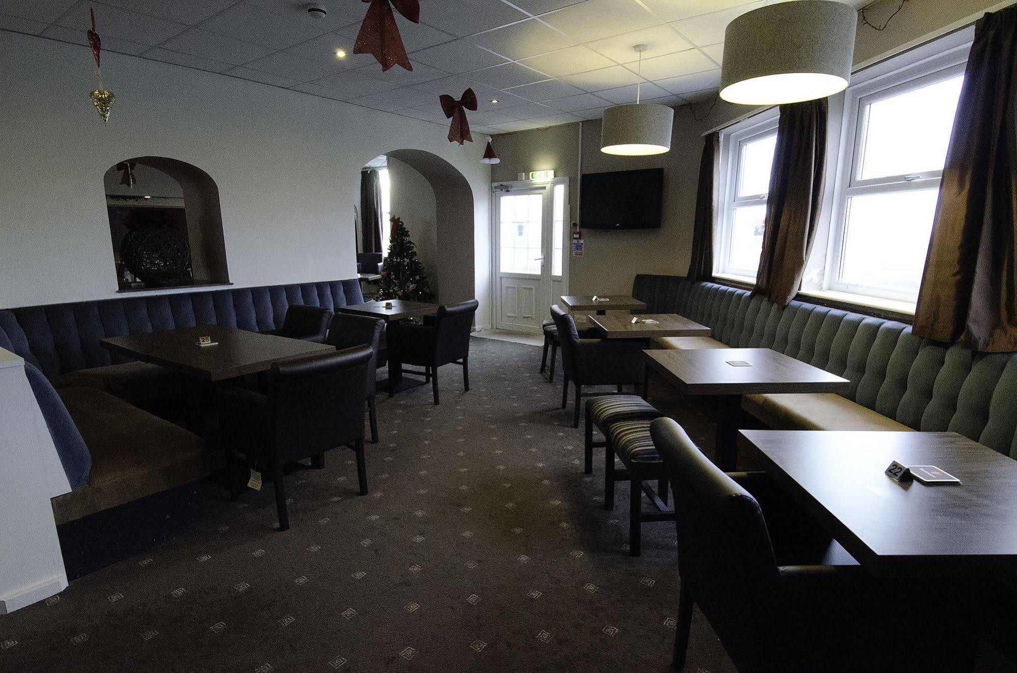 Seacote Hotel Сейнт Бийс Екстериор снимка